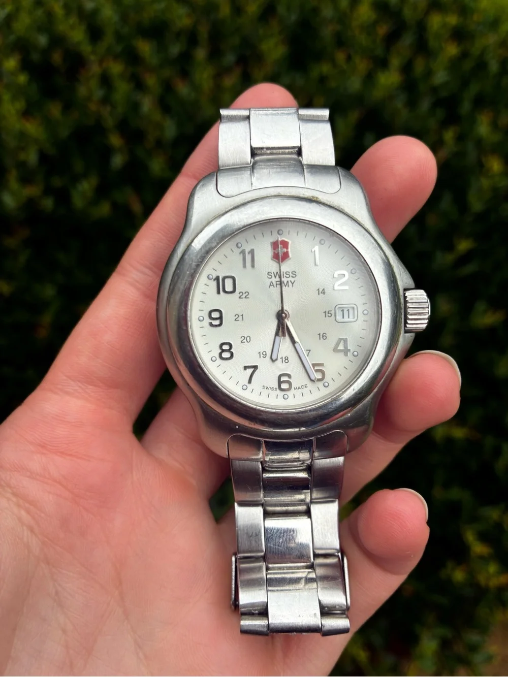 Swiss Army Stainless Silver Analog Watch - Classic Everyday Timepiece